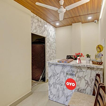 Oyo Flagship 80772 Hotel The Grand Rdc Ghaziabad Buitenkant foto
