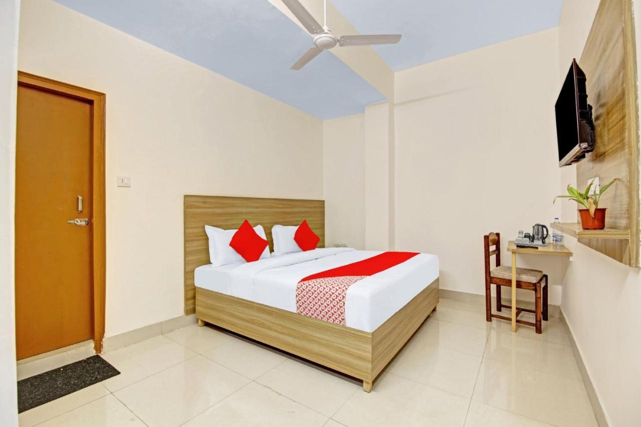Oyo Flagship 80772 Hotel The Grand Rdc Ghaziabad Buitenkant foto