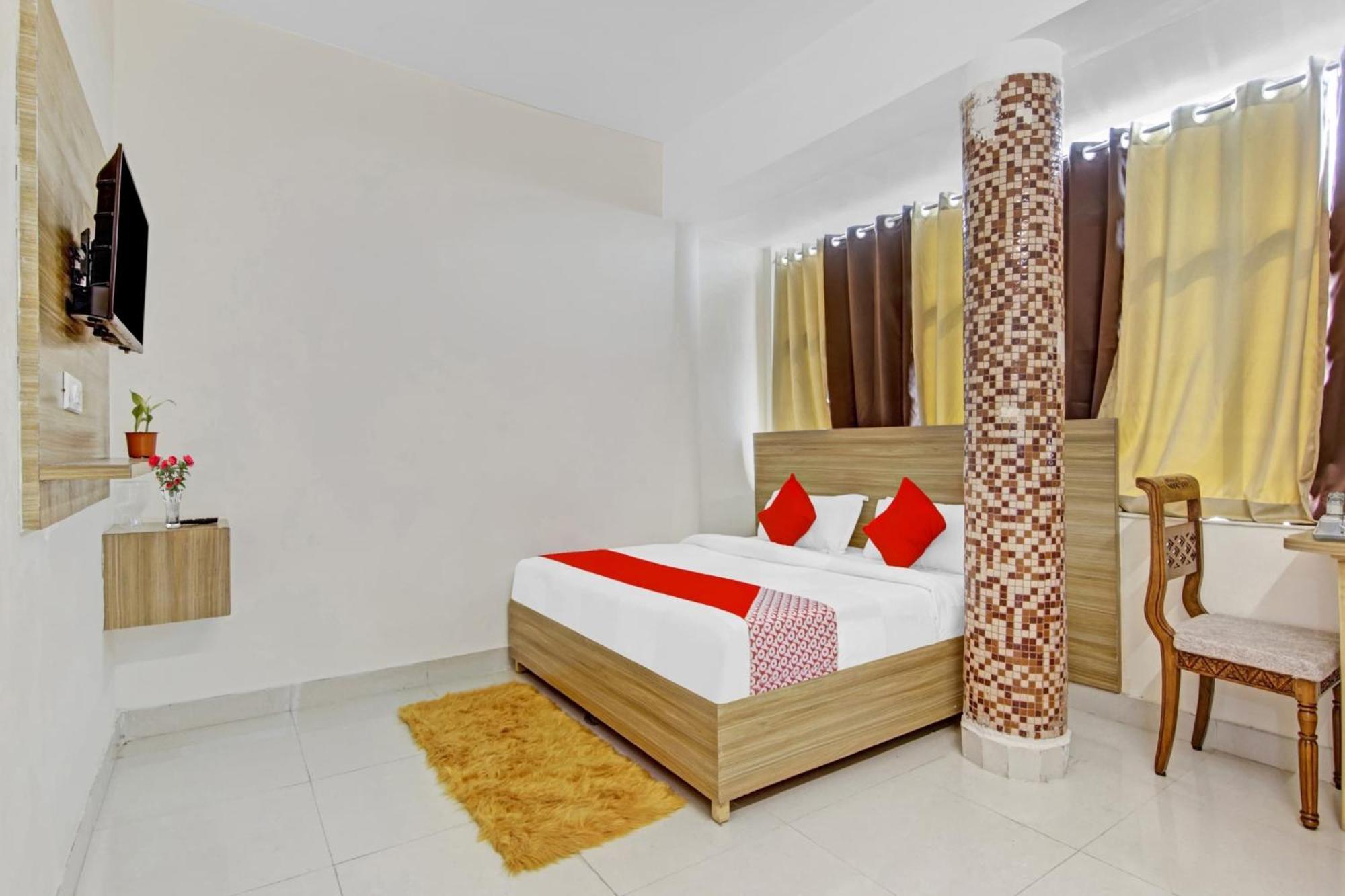Oyo Flagship 80772 Hotel The Grand Rdc Ghaziabad Buitenkant foto