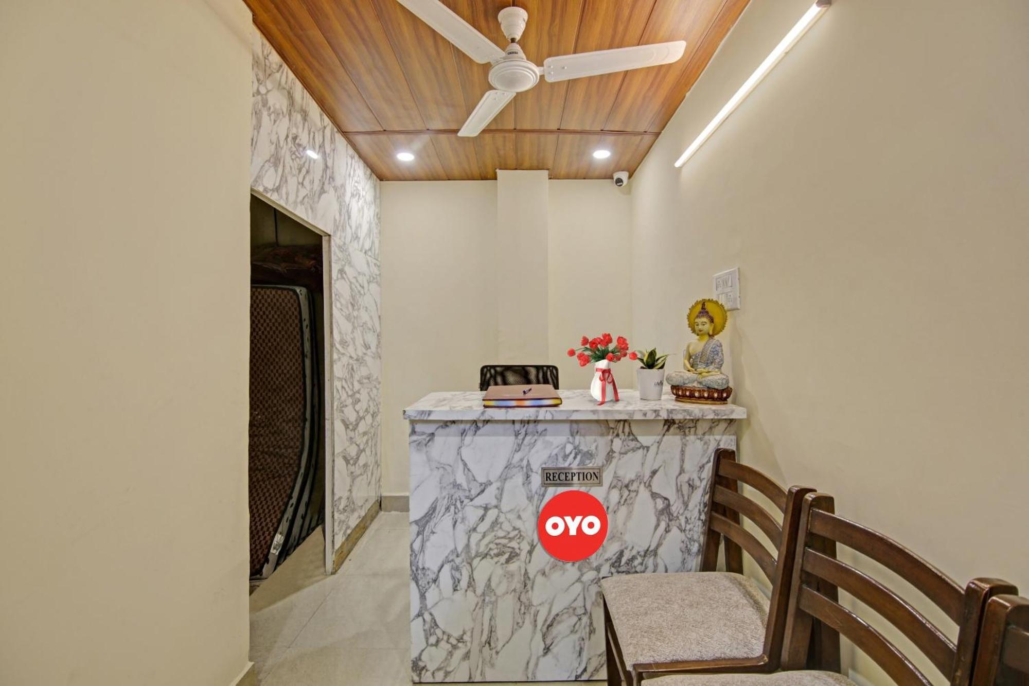 Oyo Flagship 80772 Hotel The Grand Rdc Ghaziabad Buitenkant foto